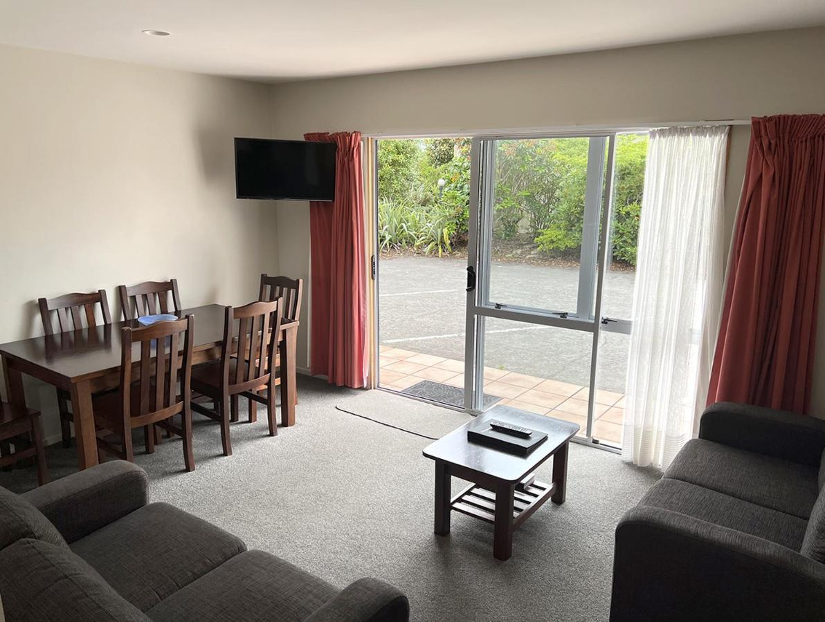 Jade Court Motel Гокітіка Екстер'єр фото