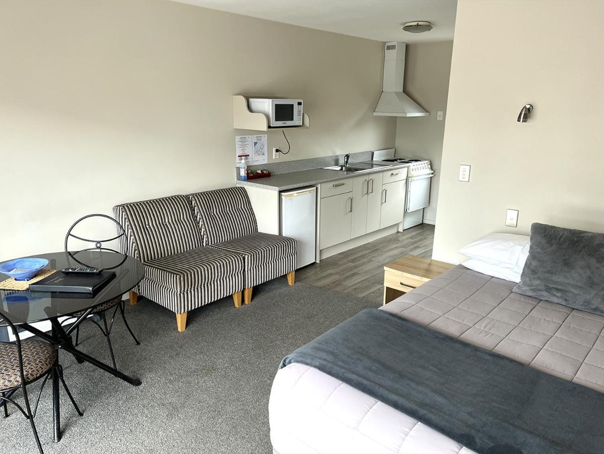 Jade Court Motel Гокітіка Екстер'єр фото