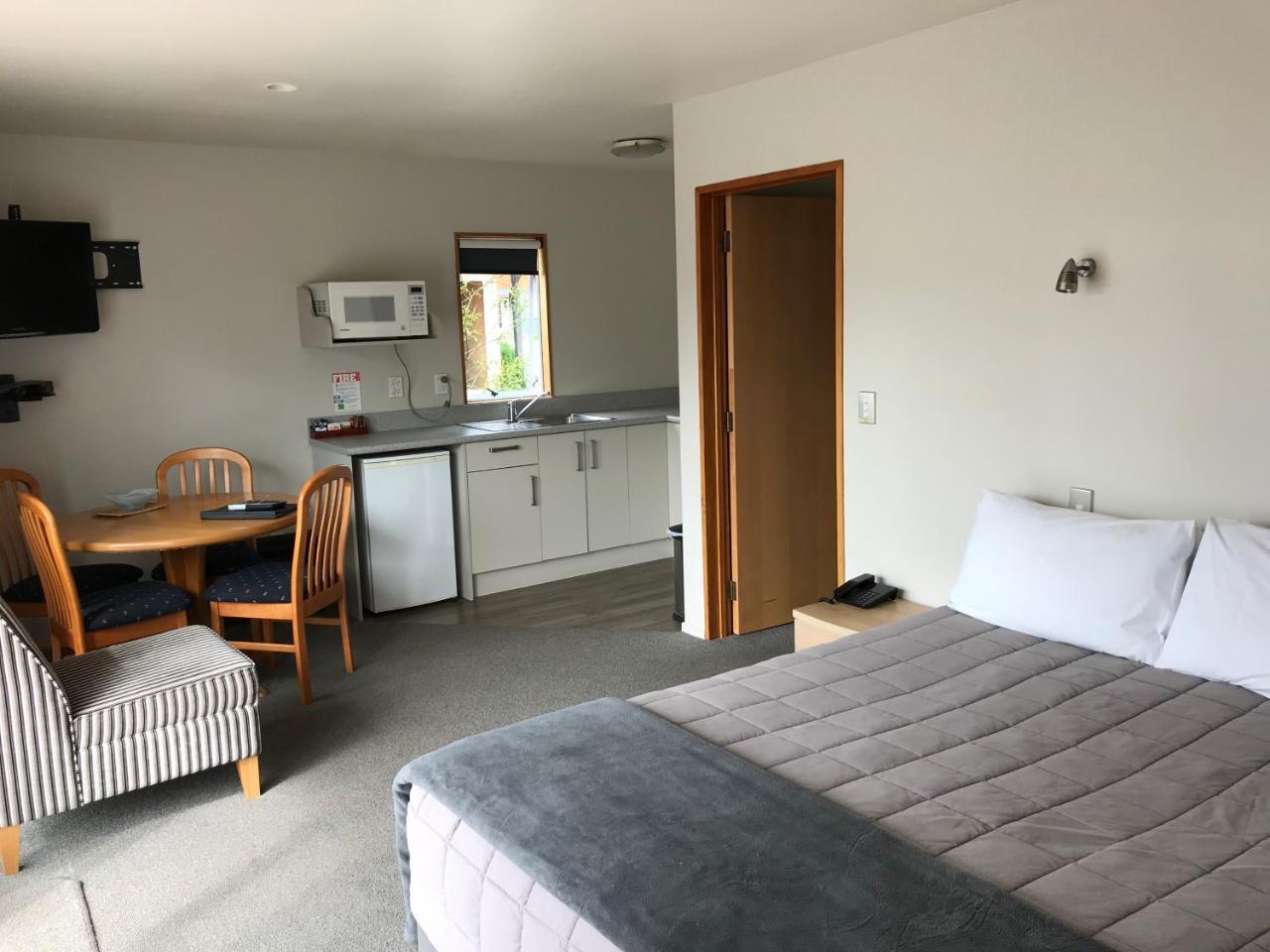 Jade Court Motel Гокітіка Екстер'єр фото